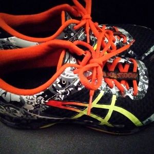 ASICS Gel Noosa Tri 11 Graffiti Athletic Shoes Size 9.5
